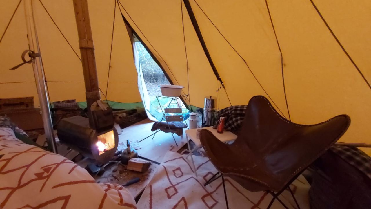 tipi living in Devon